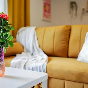  Apartament Glow Apartments, Nowa Letnica Polska